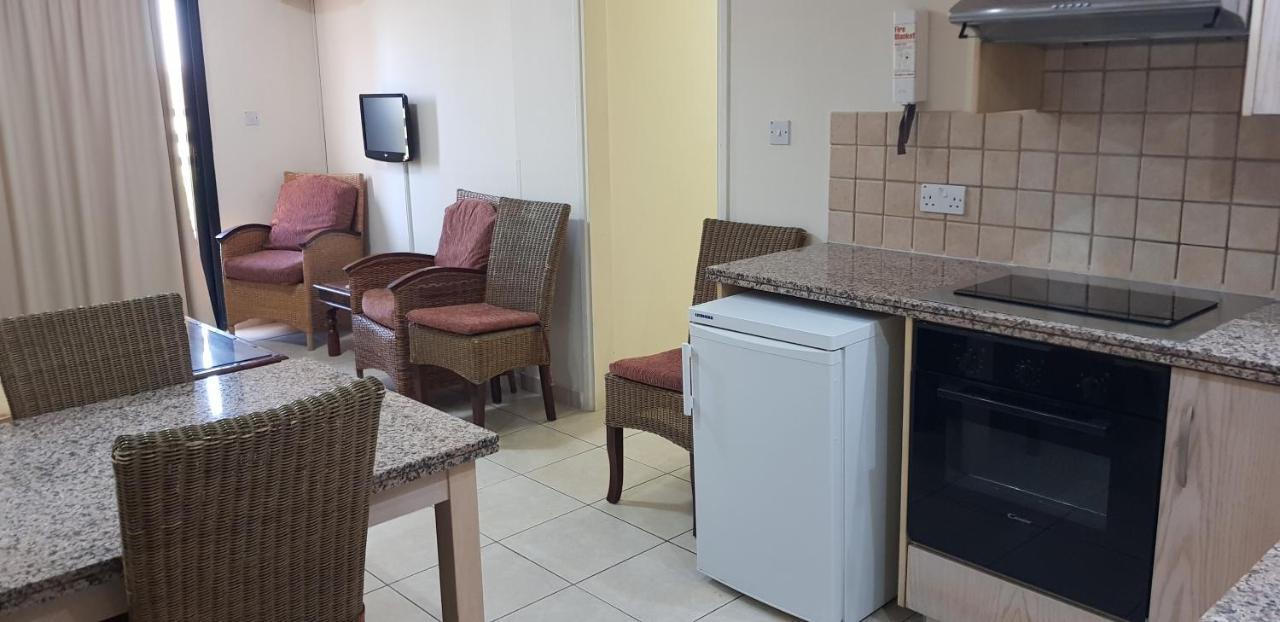 Senator Hotel Apartments - Adults Only Ayia Napa Exteriér fotografie
