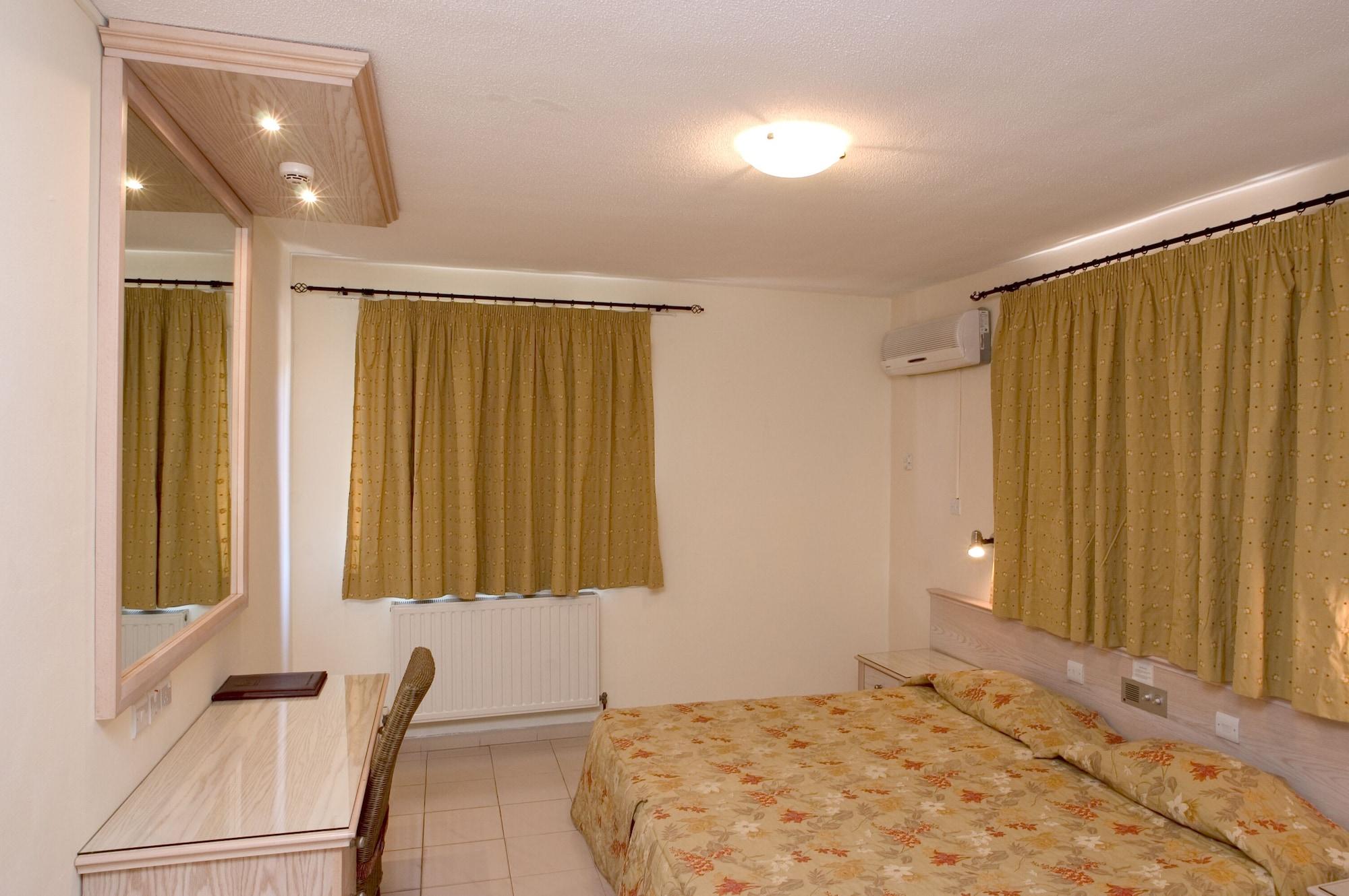 Senator Hotel Apartments - Adults Only Ayia Napa Exteriér fotografie