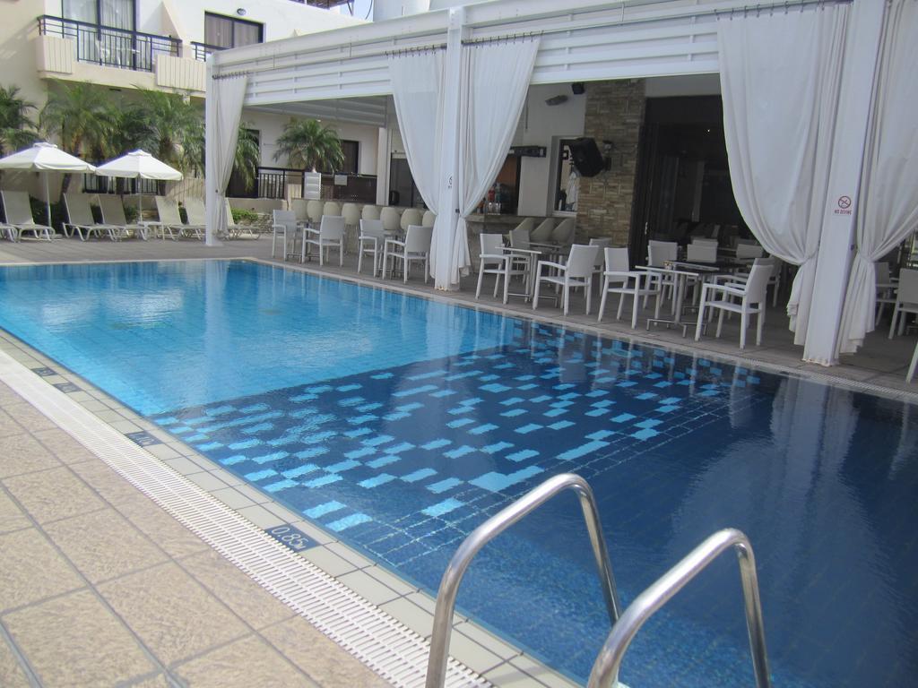 Senator Hotel Apartments - Adults Only Ayia Napa Exteriér fotografie