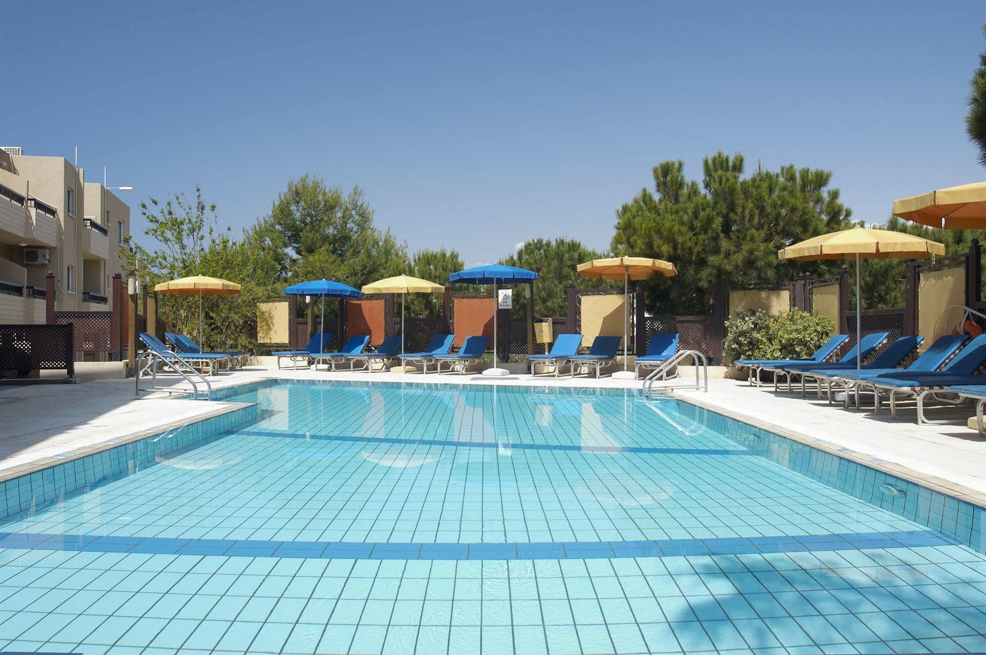 Senator Hotel Apartments - Adults Only Ayia Napa Exteriér fotografie